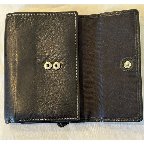 FOSSIL Women's Black LEATHER Wallet TriFold Flap Snap Closure Zip Vintage 90s - Picture 4 of 9